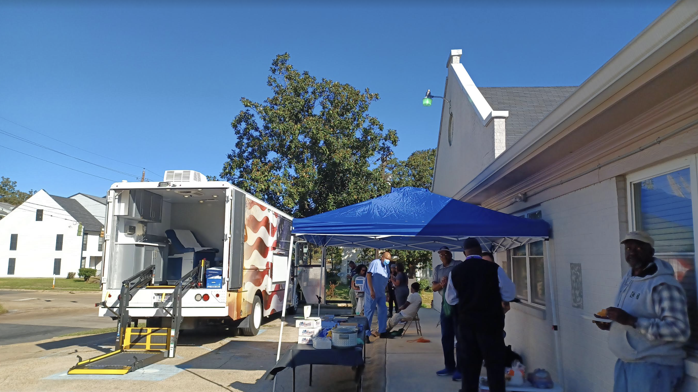 3개의 얼굴들, 숨 막히는 가부장제의 공기를 느끼다, image size:2282x1284